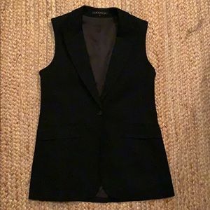 Theory black vest